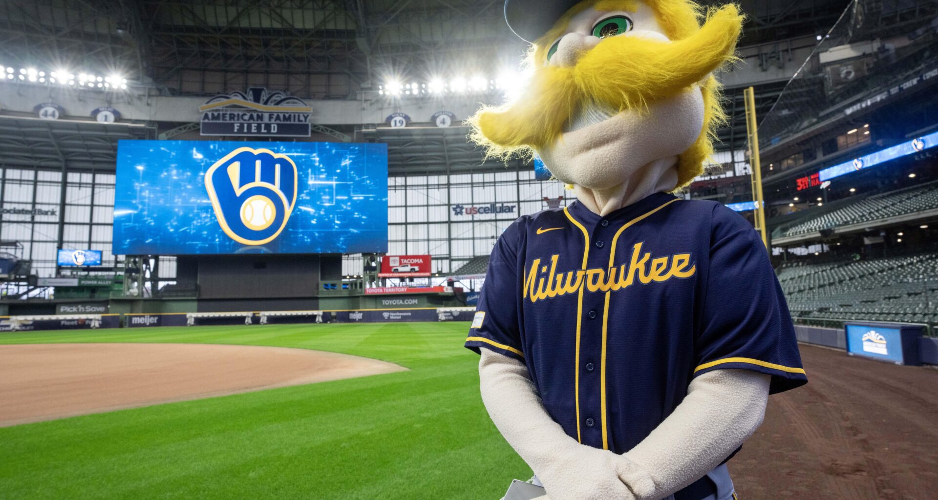 I can't wait for the 2026 season to start!! ⚾️♥️♥️