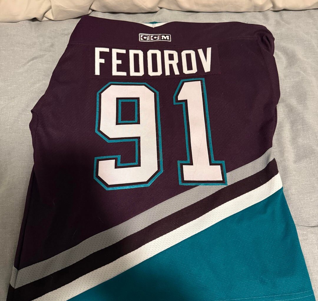 Had to pull out the old youth xl vintage jersey tonight in honor of the 91 being retired.