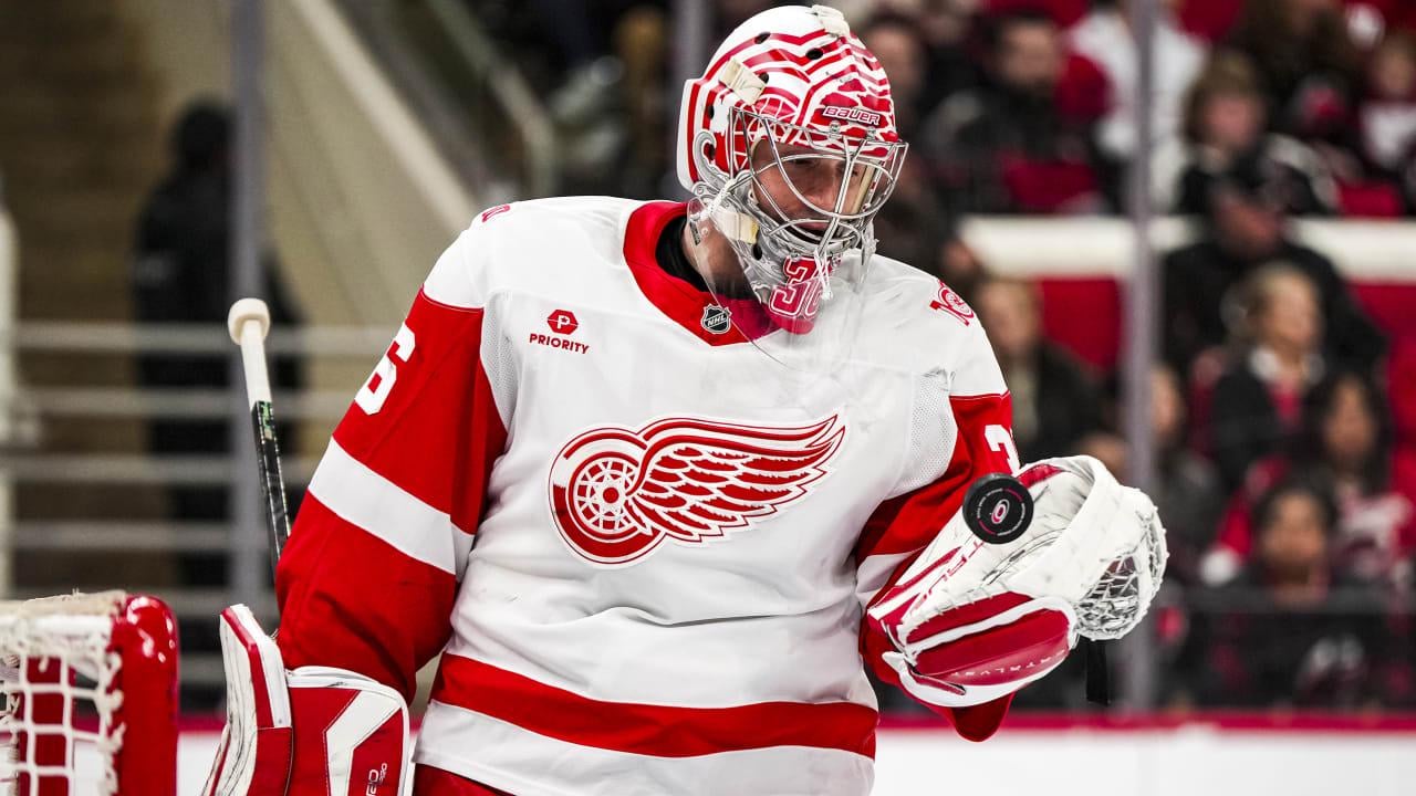 Gibson on a roll during 1st season with Red Wings | NHL.com
