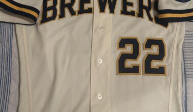 Yeli Authentic 2020 Jersey (Before Fanatics ruined it)