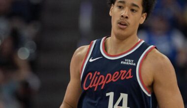 Should Yanic play PF too?