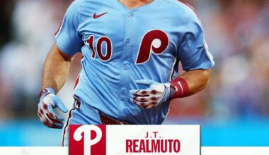J.T Realmuto re-signs with the Phillies.
