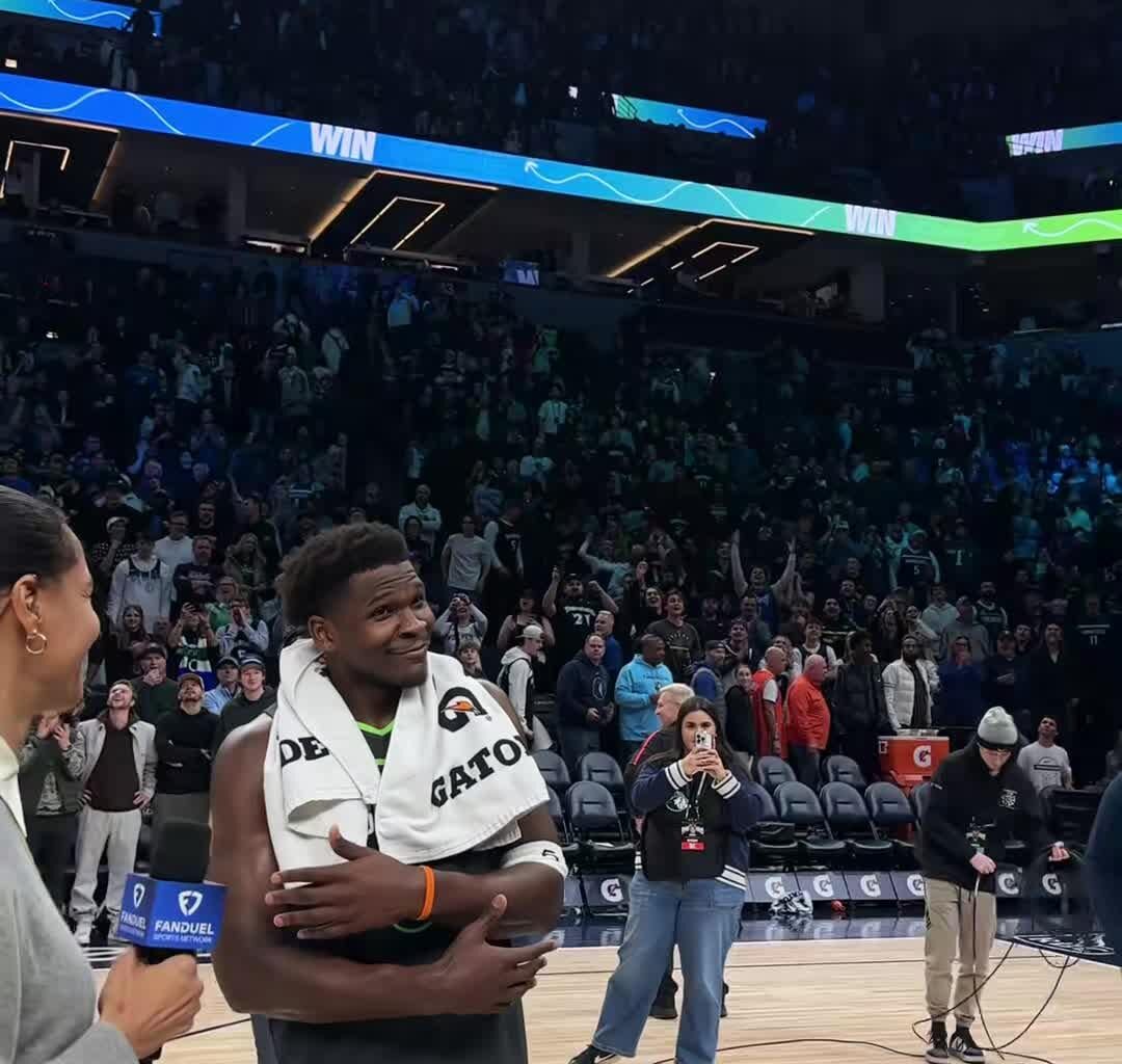 [Highlight] LOUD MVP chants for our king after the game