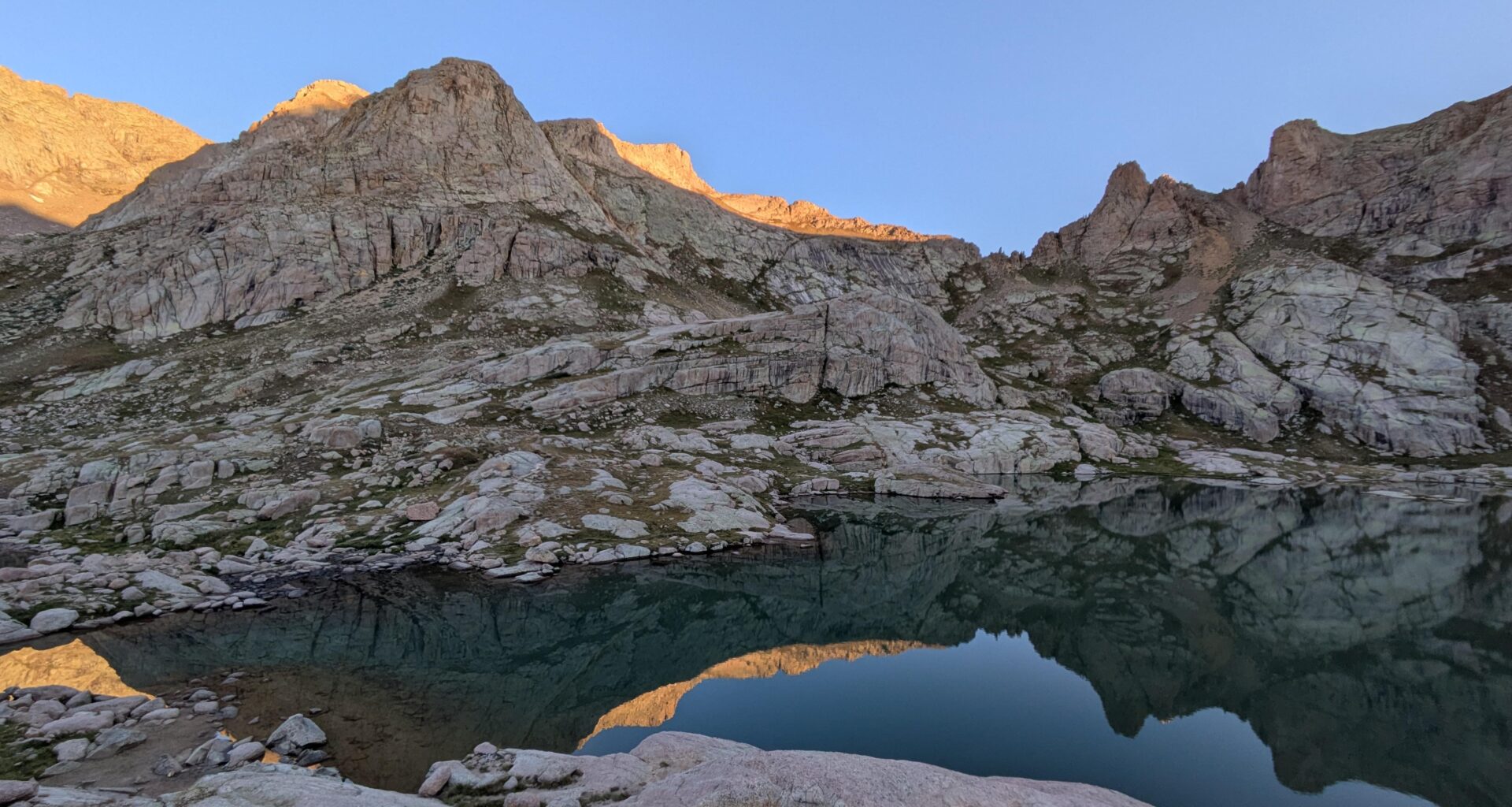 Obligatory checking in from enemy territory post. Hoping for an Ovi goal today in what could be my final time seeing him in person!