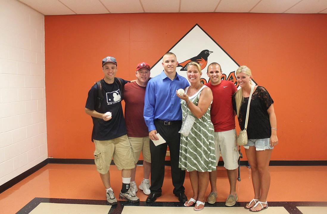 Mike Trout and his family (1st Home Run Game)