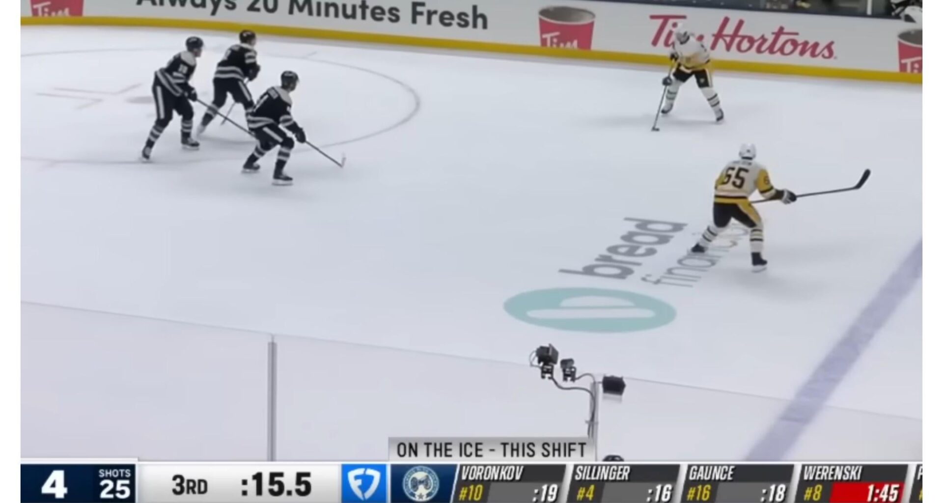 3 coworkers meet Sidney Crosby, forget to ask for autograph