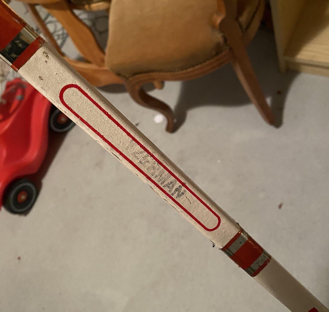 Yzerman stick: is it original?