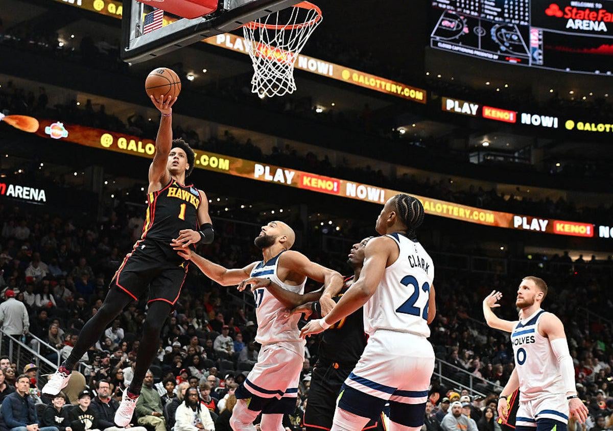 [Hollinger] Anthony Edwards leaves Timberwolves-Hawks early as Hawks win sans Trae Young