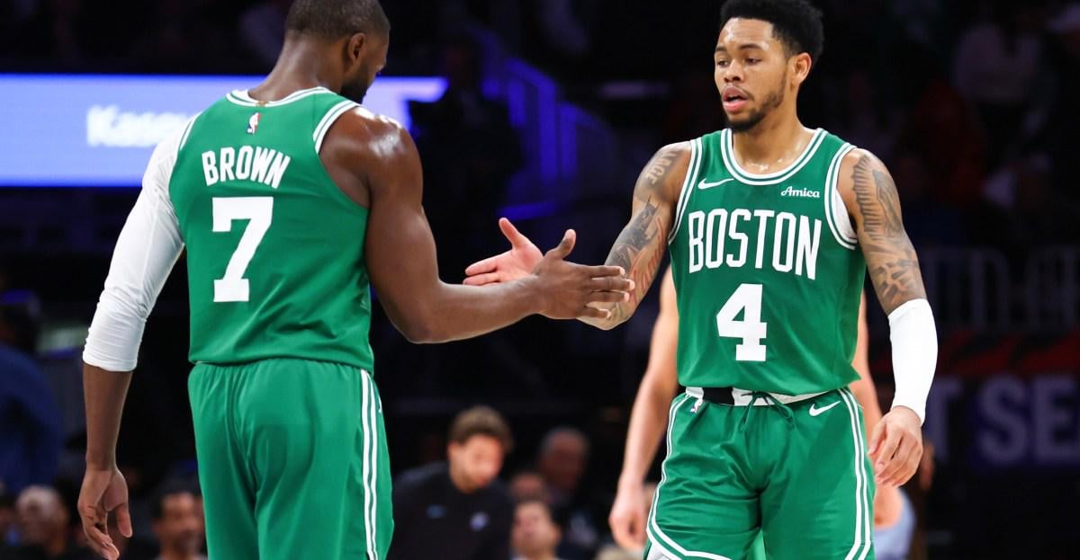 NEW STORY: Anfernee Simons was the star of the show in Thursday's comeback Celtics win against the Heat.But it took more than just his ridiculous heater to erase a 19-point deficit. "That's the sign of a good team, honestly,” said Jaylen Brown.