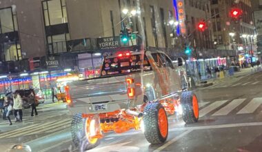 Did I just spot Mitchell Robinson ?