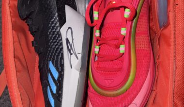 Donovan finally signed his shoes