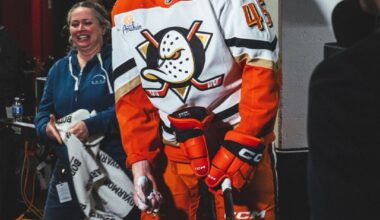 Sennecke gets pied by Dostwall