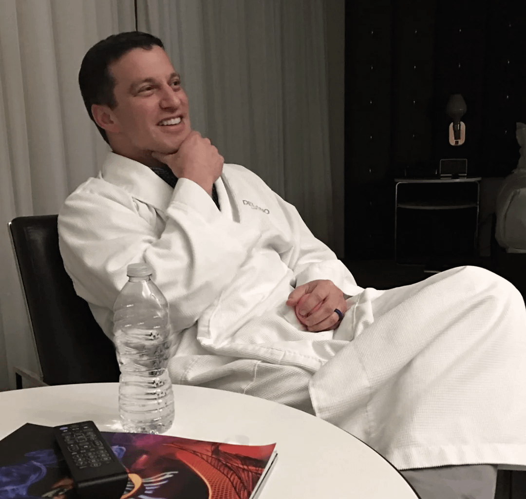 Fallout from the Kyle Tucker deal: AL favorite Blue Jays & the Mets are unable to sign a perfect fit, Mets give Bichette a Godfather offer and take him from the Jays and Phillies. Phillies outbid themselves for Realmuto. Jays got nothing. Masterclass