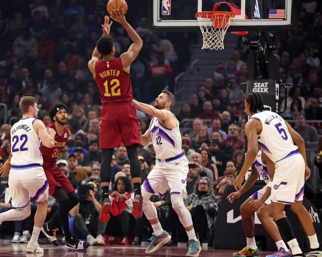 [Fedor] The Cavaliers have been rejecting trade offers for De’Andre Hunter and want to give the roster more time.