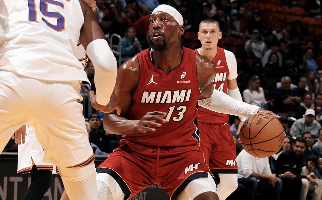 BAM: 29/9/4, 2 STEALS, 1 BLOCK, 4 THREES. THATS WHAT WE WANNA SEE!!!!