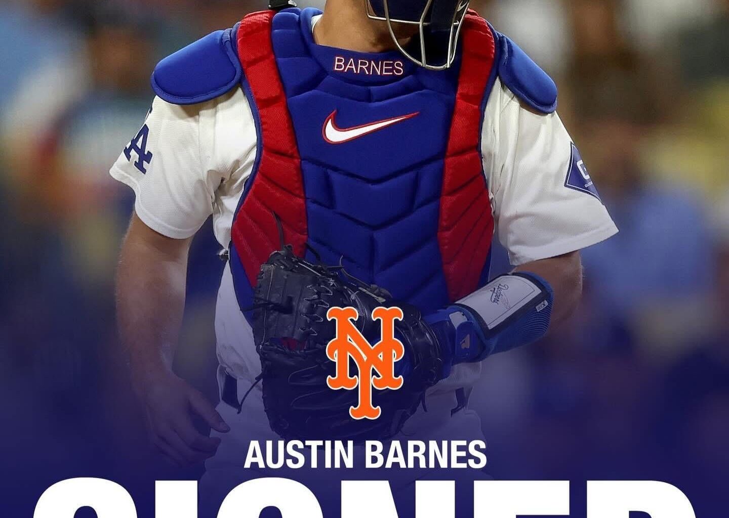 Mets sign longtime Dodgers catcher Austin Barnes to a Minor League deal.