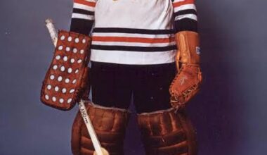 “Mr. Goalie” Glenn Hall has passed at the age of 94. He was the oldest living member of the Hockey Hall Fame. May he rest in peace 🙏