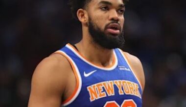 THE ONE GAME WERE MISSING OUR BIG MAN WHO CAN POST UP AND GET POINTS IN THE PAINT....THE KNICKS SHOOT 9-43 FROM 3 😭
