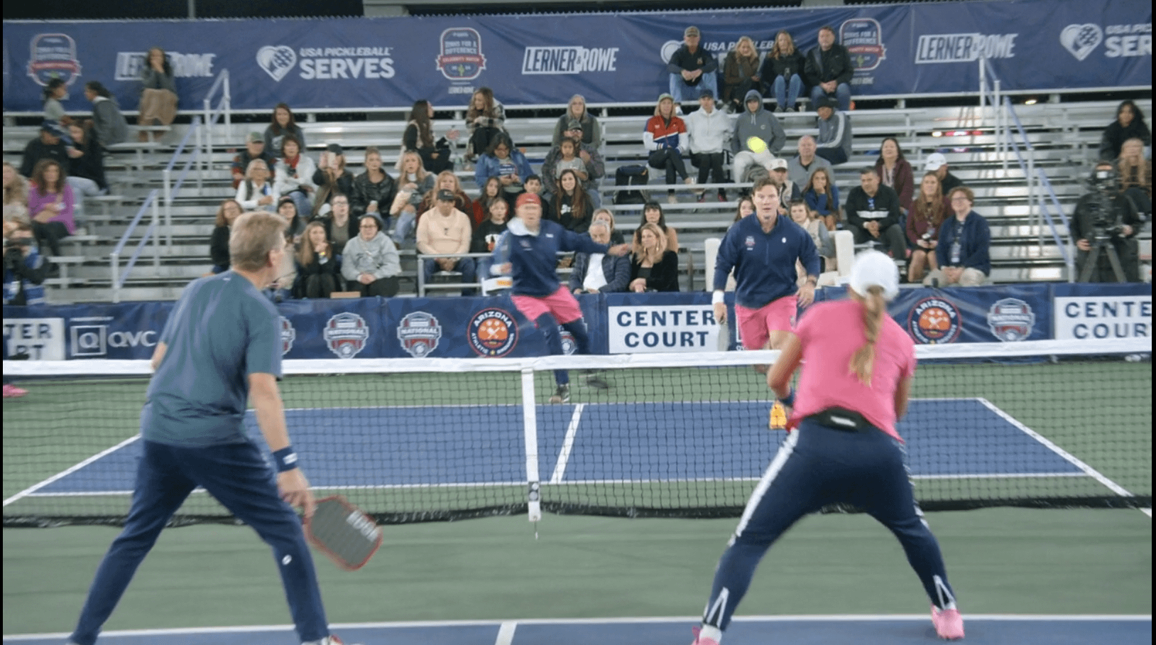 Shane Doan making a brief appearance on Secret Lives of Mormon Wives (S2E6)