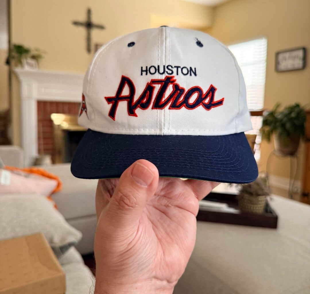 Found my old school Astros cap from the 90’s. It will go good with my Space City jersey.