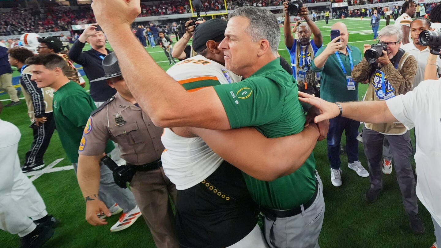 Miami beats national champ Ohio State 24-14 in the CFP quarterfinal at Cotton Bowl