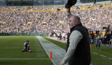 Mike McCarthy will call offensive plays for the Steelers