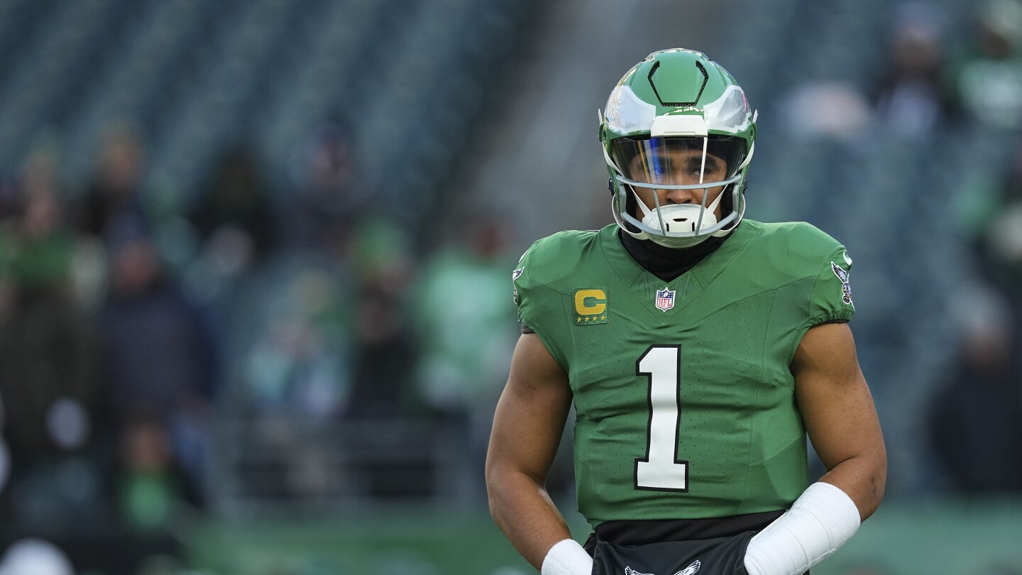 Jalen Hurts: I've "tried to give my best with whatever position I've been put in"