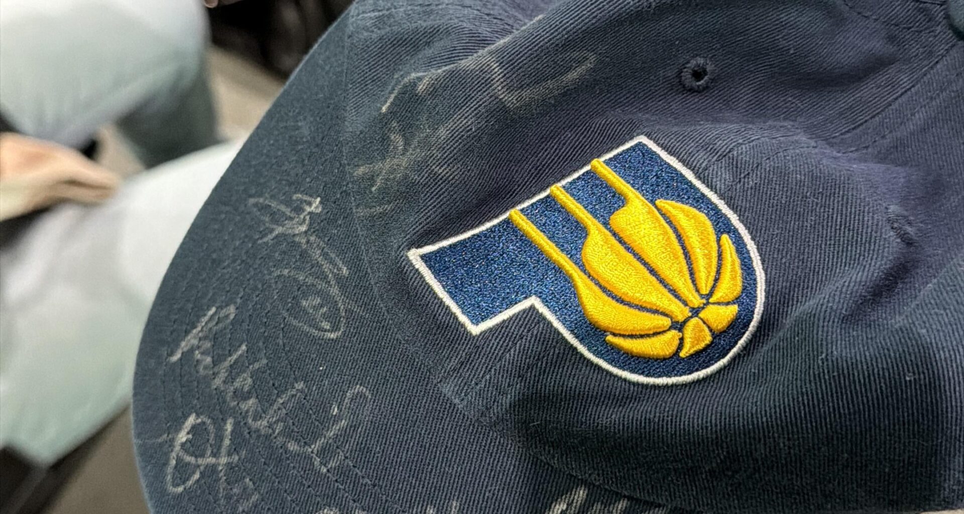 snagged some autographs last night 😎