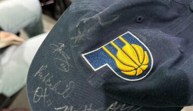 snagged some autographs last night 😎