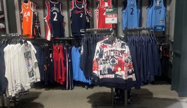 BTW: The Dick’s at the Glendale Galleria is having a 25% off sale on their Clippers merch. Decent selection too.