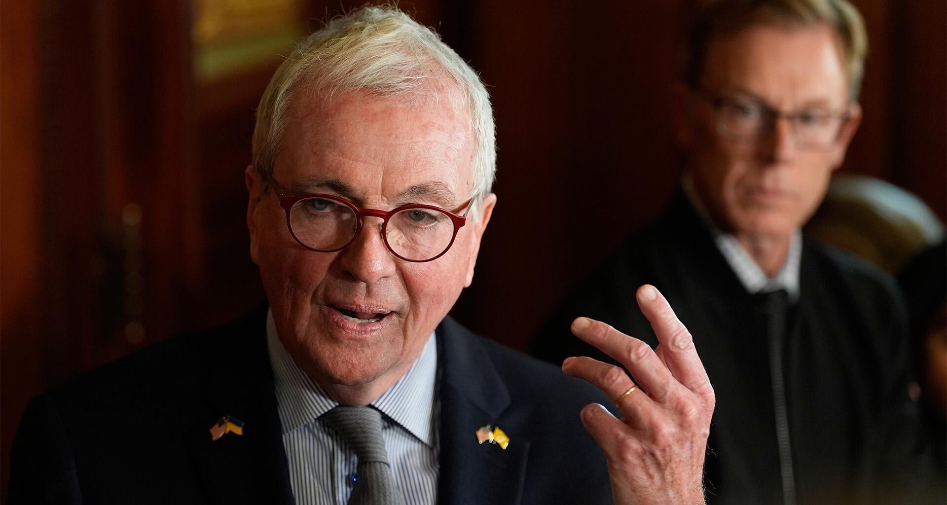 Outgoing Governor Murphy signs last hour bill to allow for $300 million in tax credits to renovate the Prudential Center