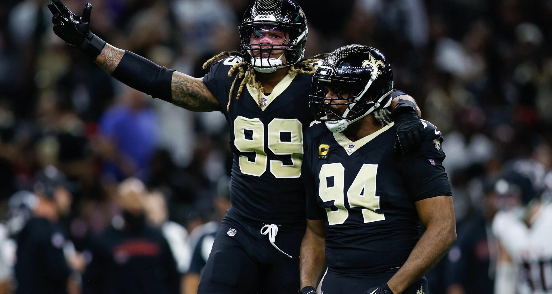 Chase Young and Cam Jordan both achieved 10+ sacks!