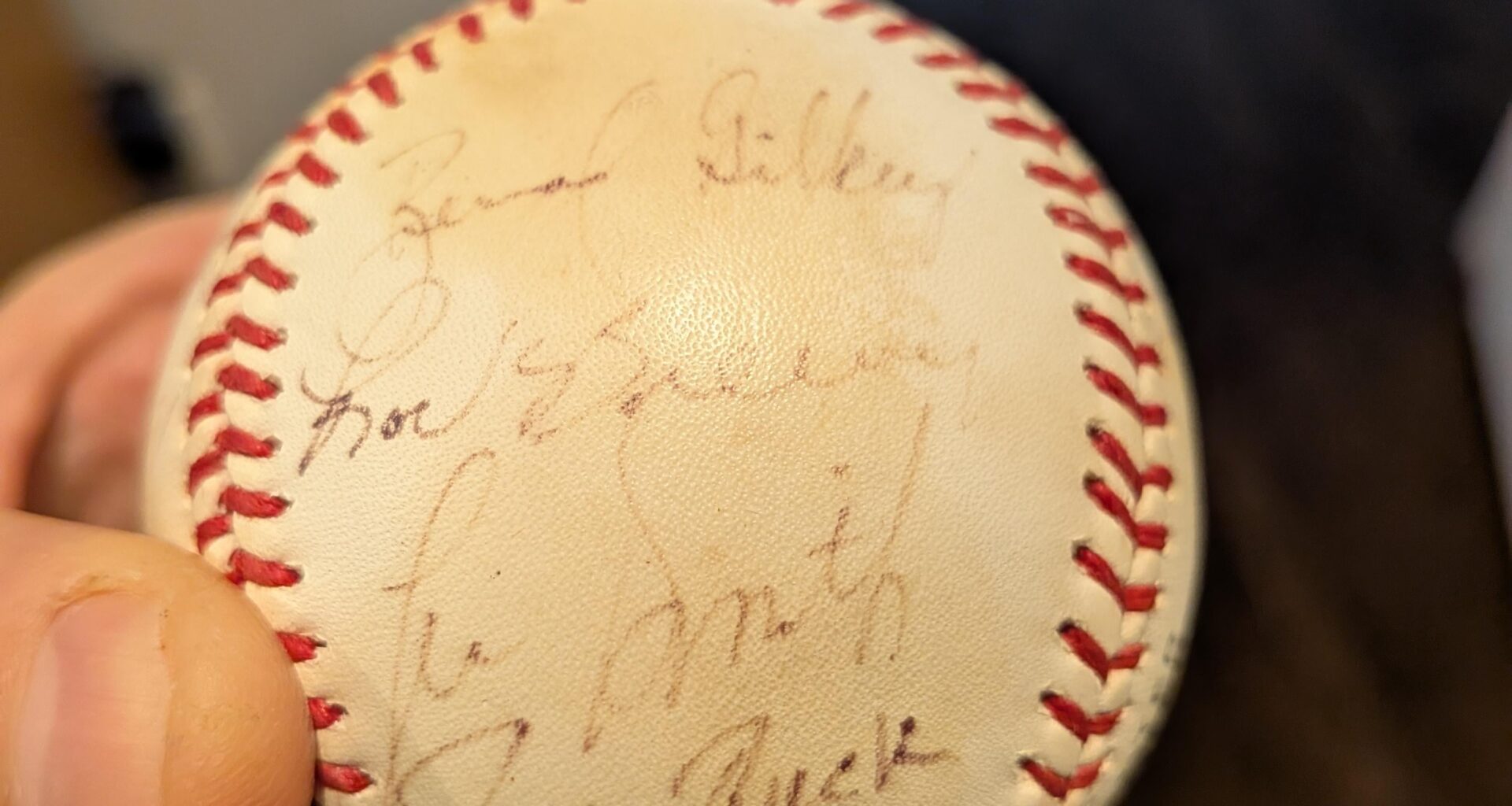 Help identifying 1990s Team Ball signatures