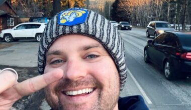 Repping my new Rams beanie in Tahoe. Less than 24 hours away Ramily!! Let’s goooooo