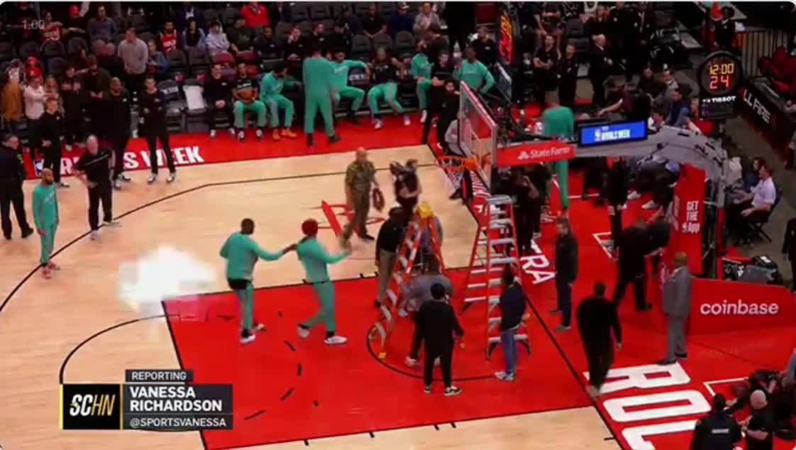 Sorry for the bad quality, but I found this hilarious 😂