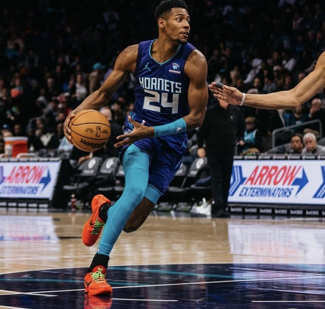 The Hornets Offense Has Been Clicking On A Whole Another Level This Month!