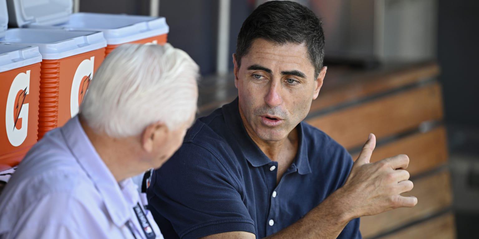 Padres weighing pros and cons of dealing a reliever for a starter