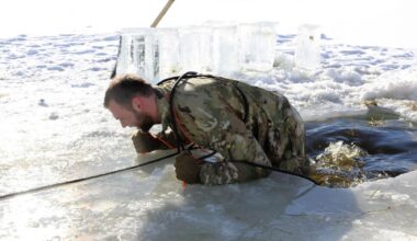 live look at Rams preparing for Chicago torture weather