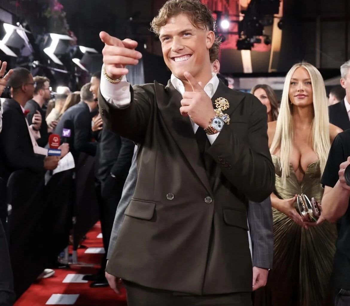 Jaxson Dart arriving at the NFL Honors