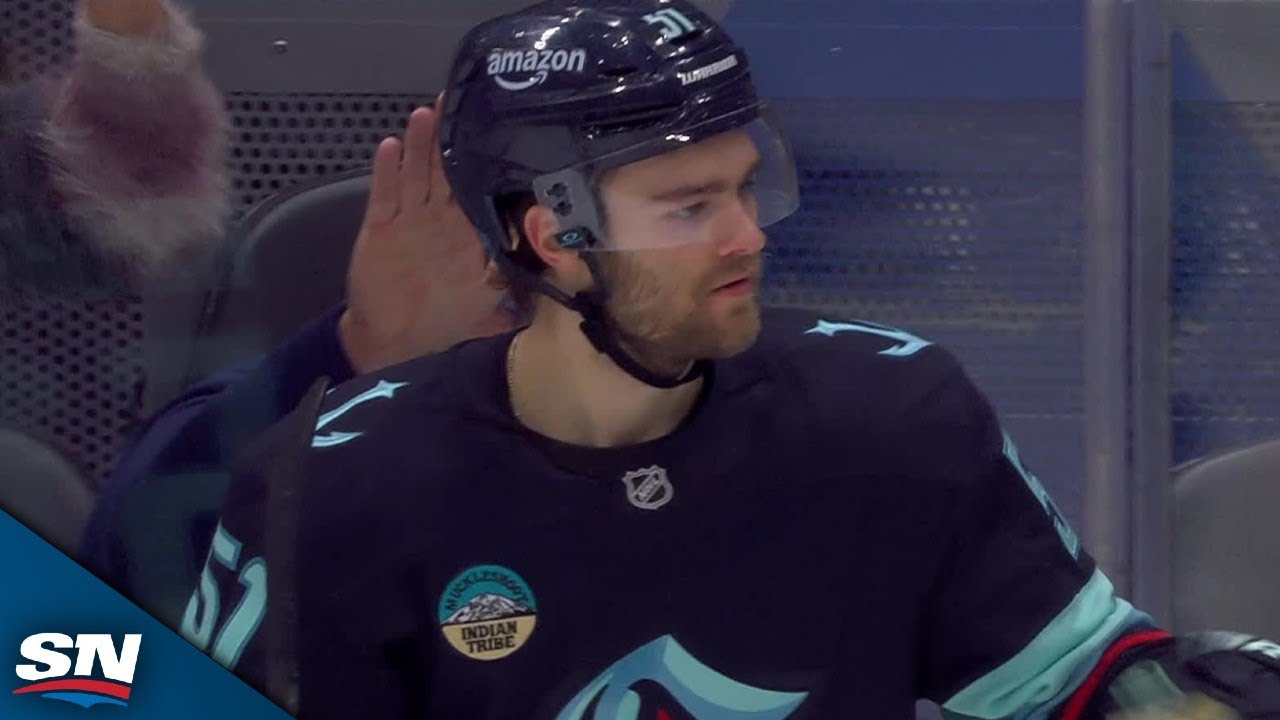 Kraken's Shane Wright Snipes One Top Corner To Score Second Goal vs. Maple Leafs