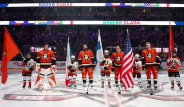 Ducks honor Olympians Gudas, Dostal, Granlund and LaCombe 🇨🇿 Ducks ocenili olympioniky