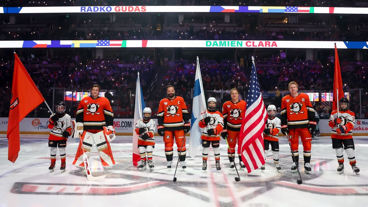 Ducks honor Olympians Gudas, Dostal, Granlund and LaCombe 🇨🇿 Ducks ocenili olympioniky