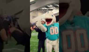 GOT EM 🤣 #houstontexans #nfl #prank #probowlgames #sanfrancisco