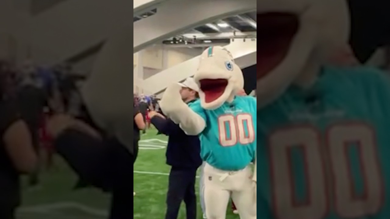 GOT EM 🤣 #houstontexans #nfl #prank #probowlgames #sanfrancisco