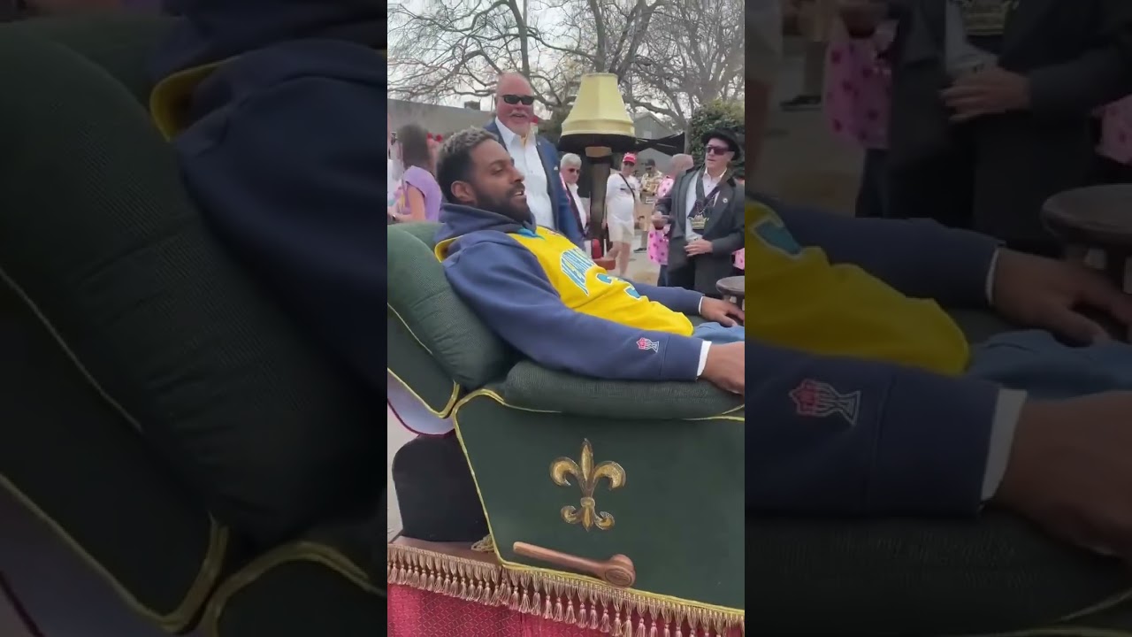 Cam Jordan Laissez Boy Mode Activated #mardigras #saints #nfl #shorts