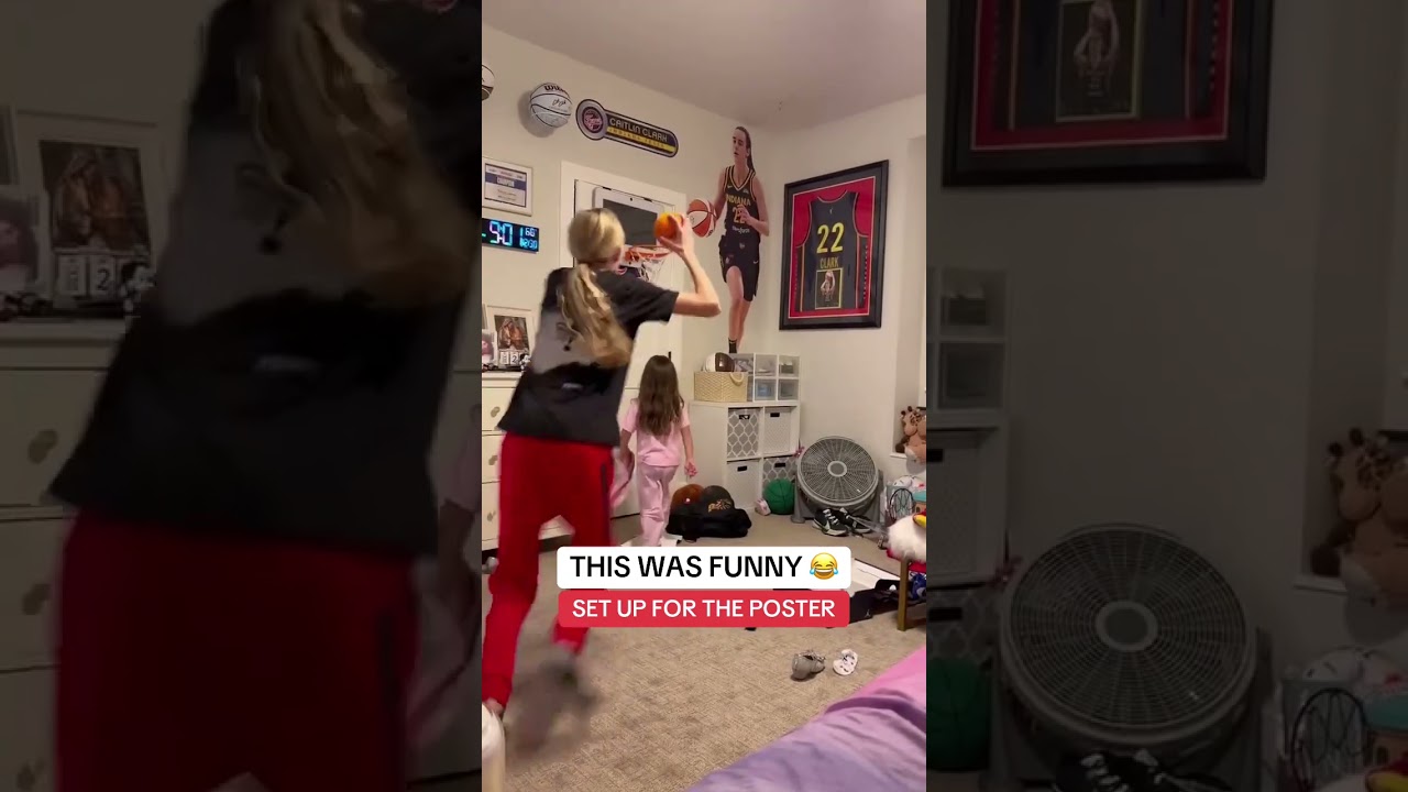 Settin' Up Little Sister For The Poster 😂 (via @mckinley_jackman)