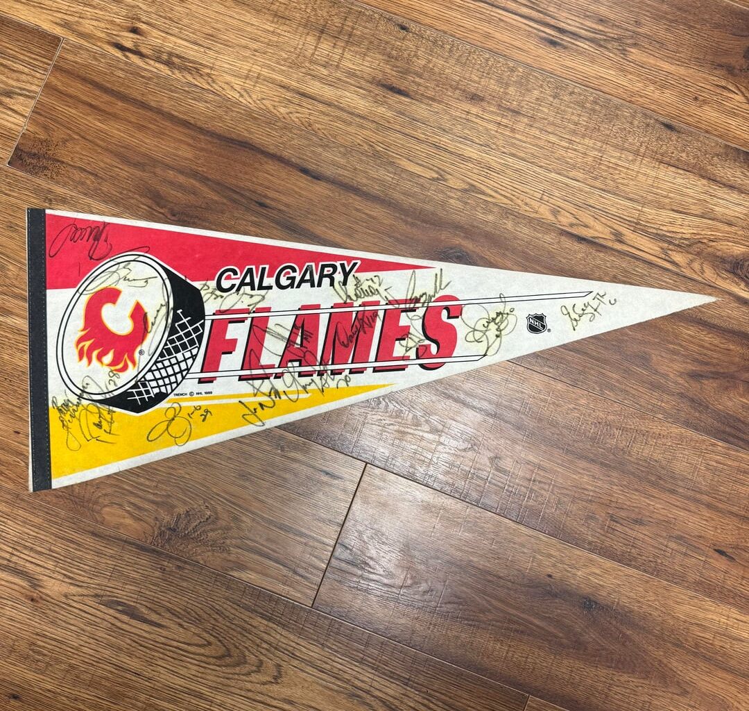 Calgary Flames Team Signed Pennant (1993-4?) Signature Identification