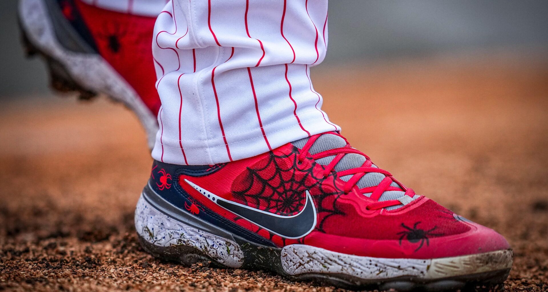 Jhoan Duran spider cleats