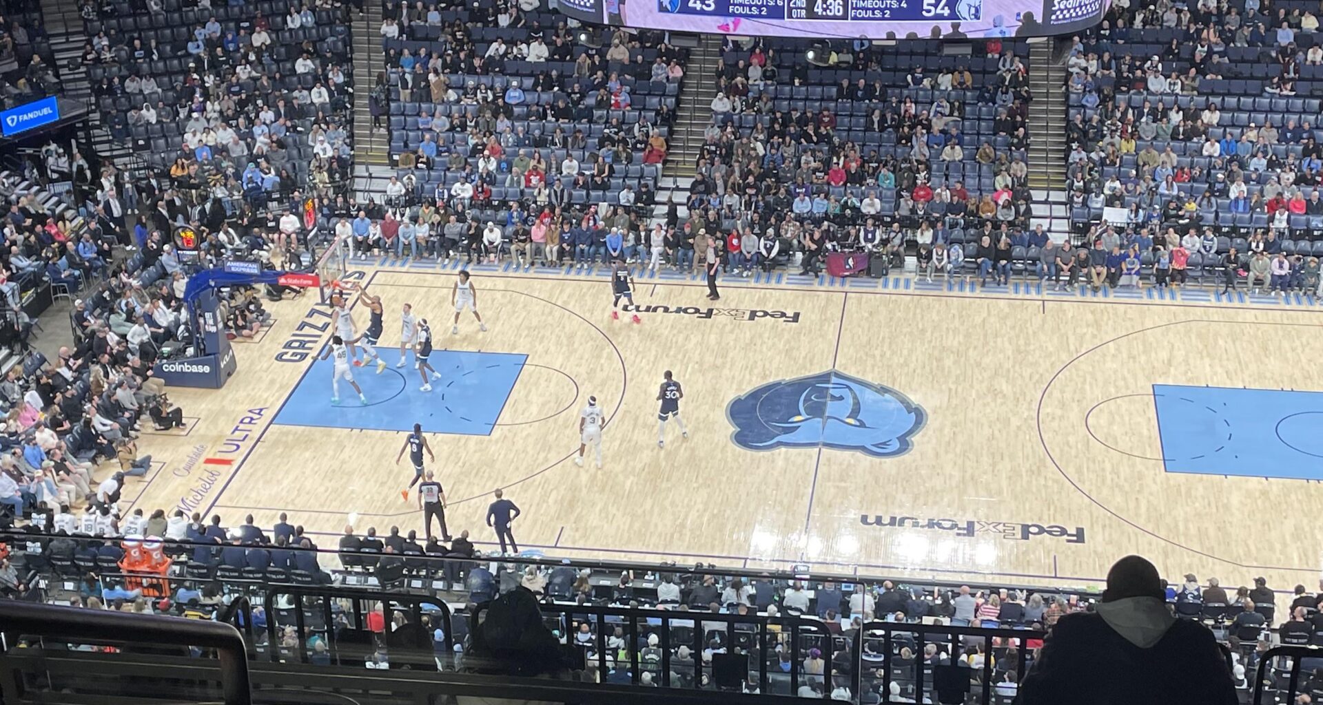 First time seeing the wolves play since 1/15/97. Awooooooooooooooo