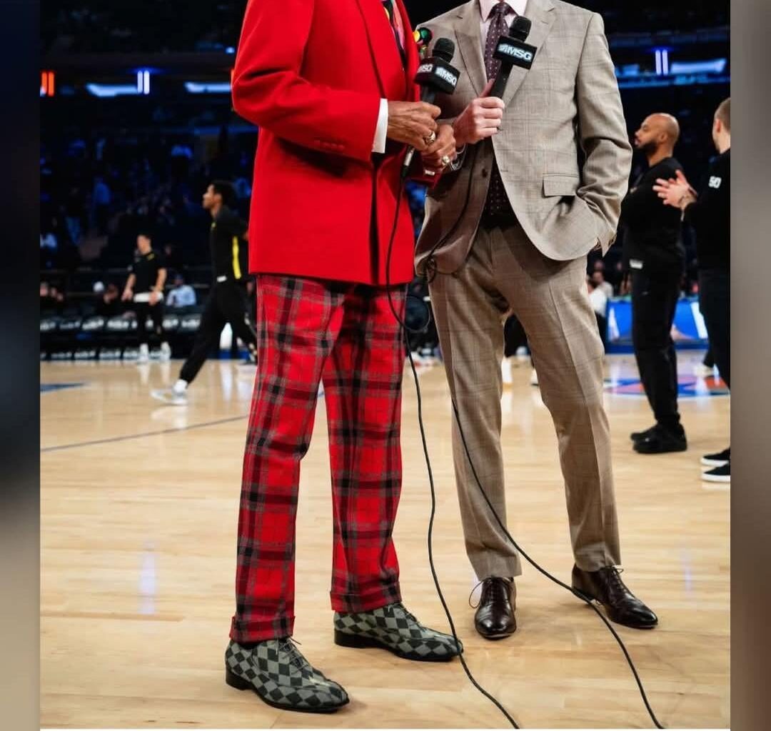 Mike Breen and Clyde on the call tonight!! Finally!